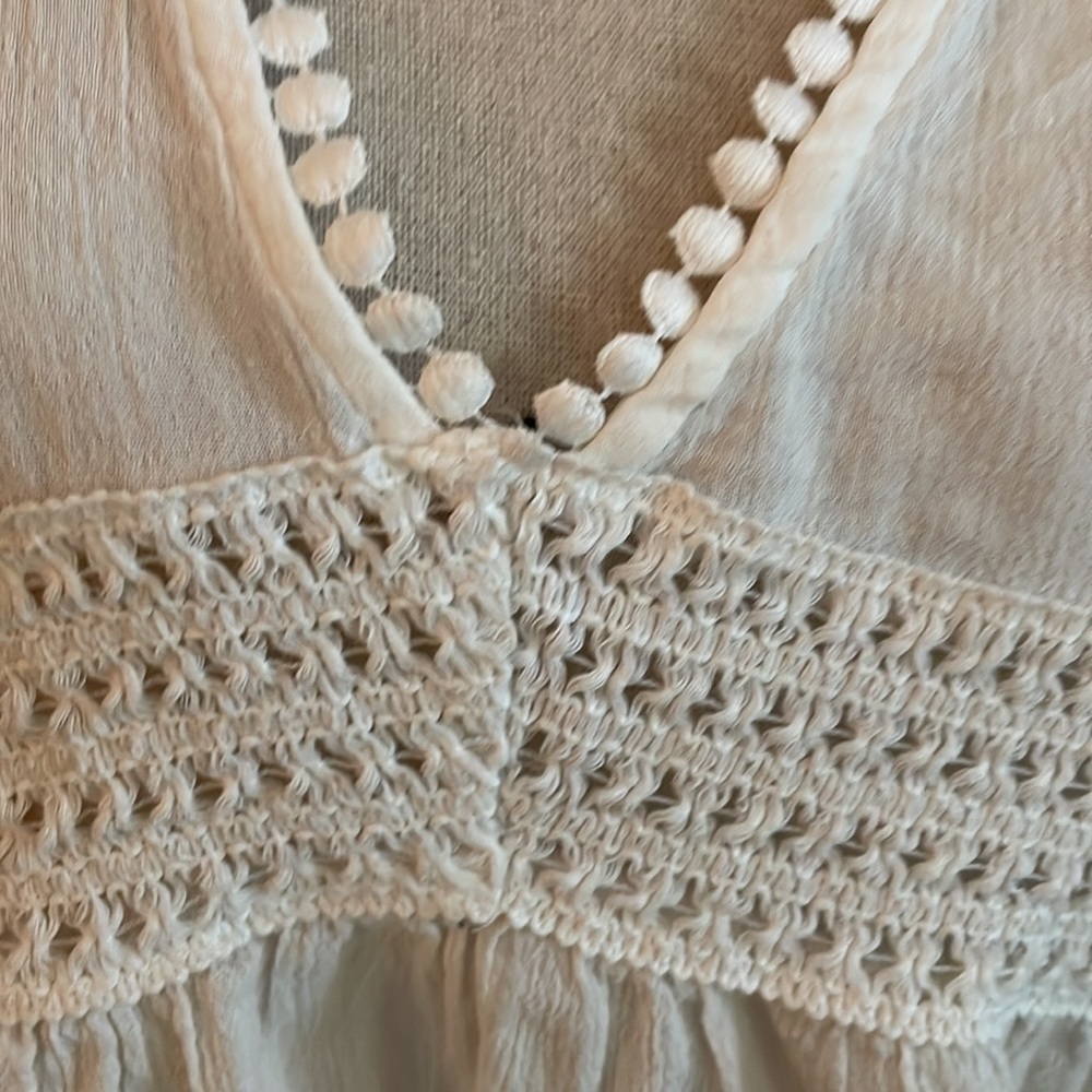 Zara euc blouse - Picture 2 of 5